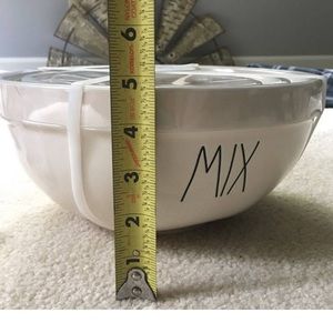 Mixing bowl set